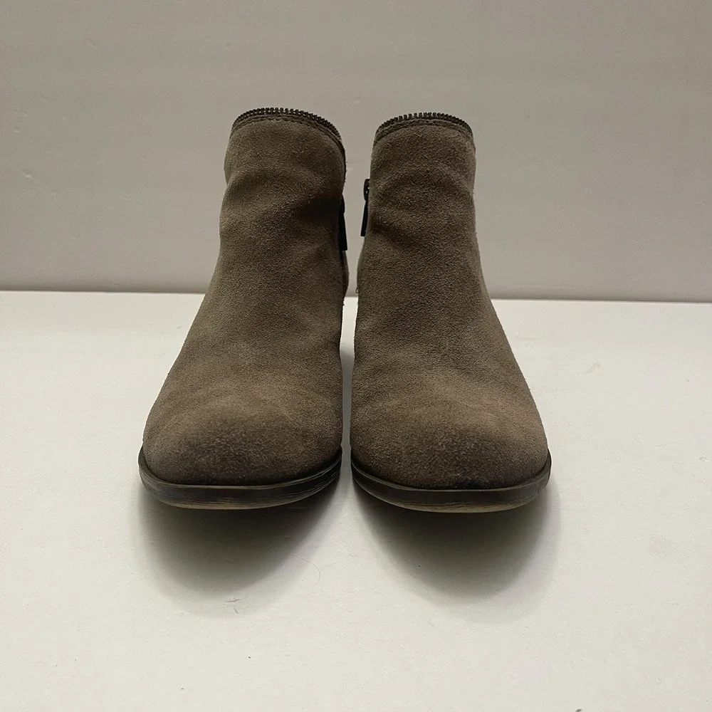 Lucky Brand Womens 8.5 Bartalino‎ Taupe Suede Leather Ankle Boot Zipper Bootie